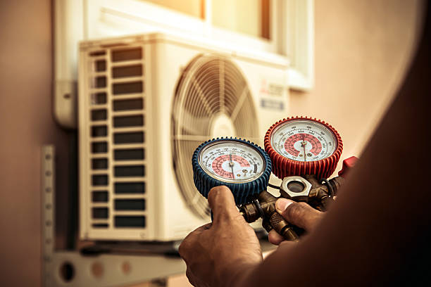 Professional Hvac technician working in Milford, NE